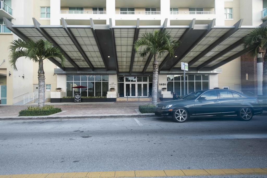 Dharma Home Suites Brickell Miami At One Broadway Экстерьер фото